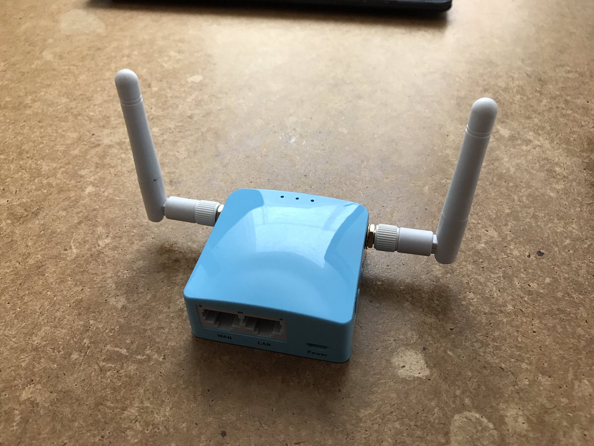 erlebnischris's tweet image. Bastelstunde #openWRT #MiniRouter #Hacker #Nerd