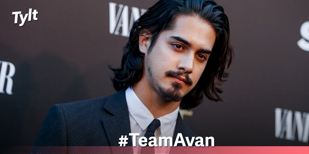 TheTylt's tweet photo. @zaynmalik @AvanJogia RT #TeamAvan if you're still a little upset that the beautiful @AvanJogia isn't gonna be Aladdin, but he should be π’ https://t.co/XDtdng1xFe https://t.co/88GGzXqmhv