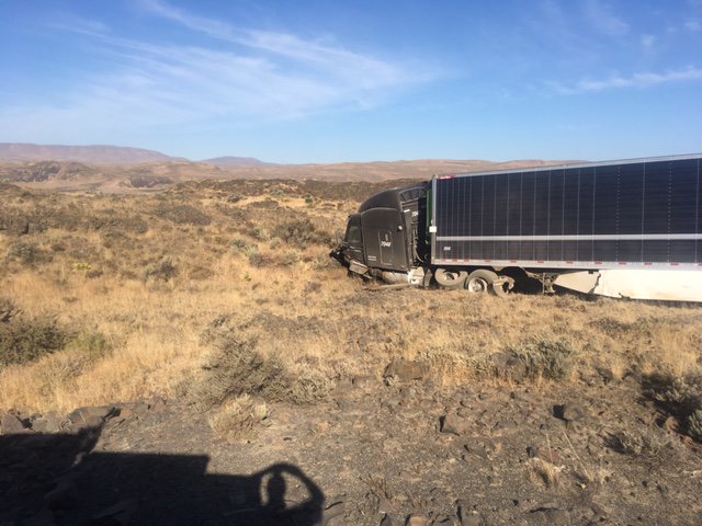 WSDOT_East's tweet photo. #SR243 is closed from MP 22-Beverly Burke Rd to MP 28-junction w/SR 26, a mile south of the Vantage Bridge. Detour on local roads. https://t.co/pINjdA8tgT