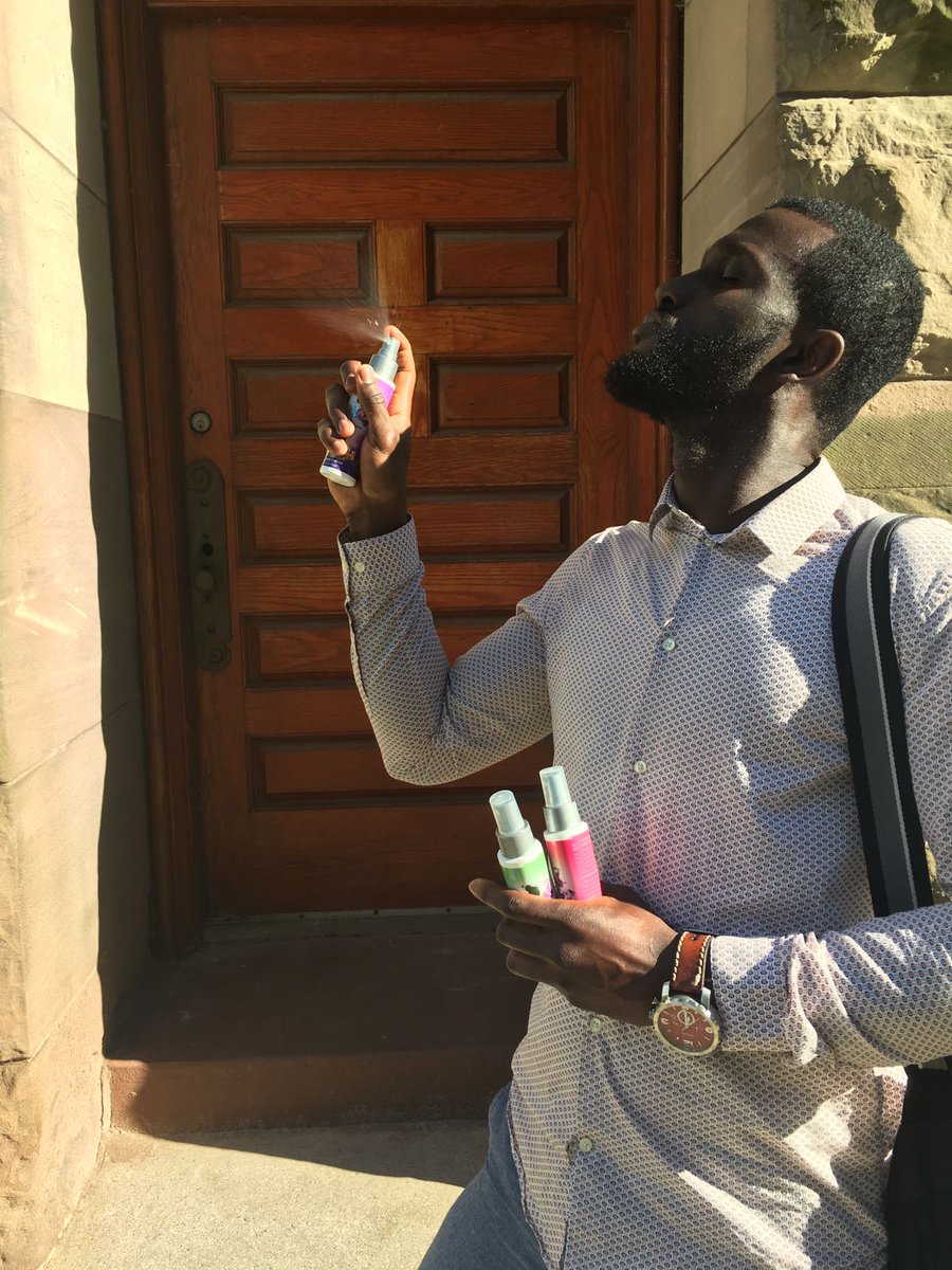 MRFRESHNFAMOUS's tweet photo. Do you smellll that!? That's Mr.Fresh Air Fresheners the best air freshener on the market! Try it yourself contact Mr.Fresh!😎 https://t.co/yttjQHqQsa