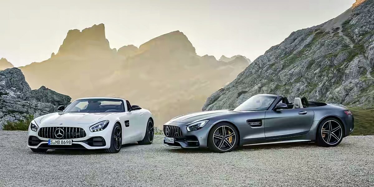 smotarcar's tweet photo. India's popular and luxurious car Mercedes Benz AMG-GT full specification only on https://t.co/Tl1pafPRYV
https://t.co/6WmFexAhUb
#smotarcar https://t.co/gHYvgXeYaj