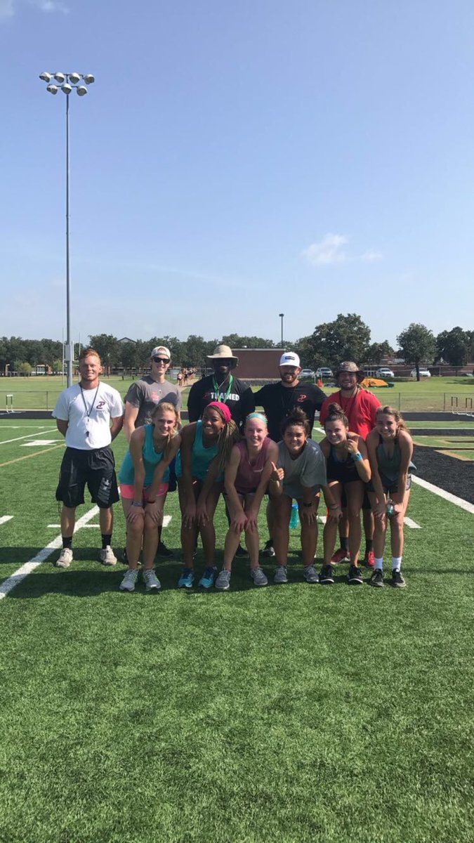 emilyanngannon's tweet photo. Awesome summer spent with these people😜😜 #pctraining https://t.co/UVYz9DwrYD