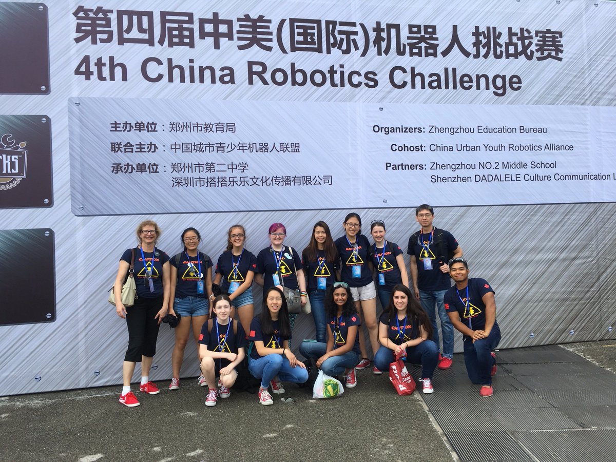FRC771's tweet photo. And the competition begins @CUYRA You can watch @ https://t.co/bIf2gYQH5O #spreadingFIRST #sharingfun #buildingtolerance #omgrobots https://t.co/79X7YTYDcM