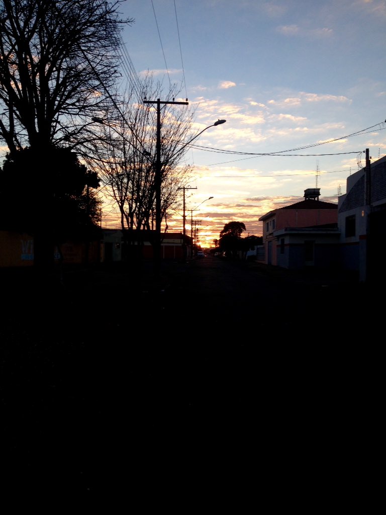 JCarol_TIMBETA's tweet photo. Nascer do Sol #rioclaro #TIMBETA https://t.co/Dh1V4Erxhx