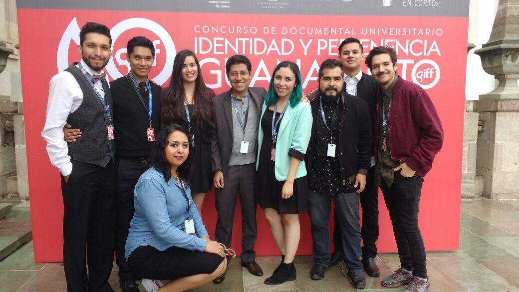 giffmx's tweet photo. Equipo de "Éxodo" dirigido por Erick Rodríguez de Universidad Guanajuato, Campus Irapuato-Salamanca. https://t.co/tPXpMpZqMO