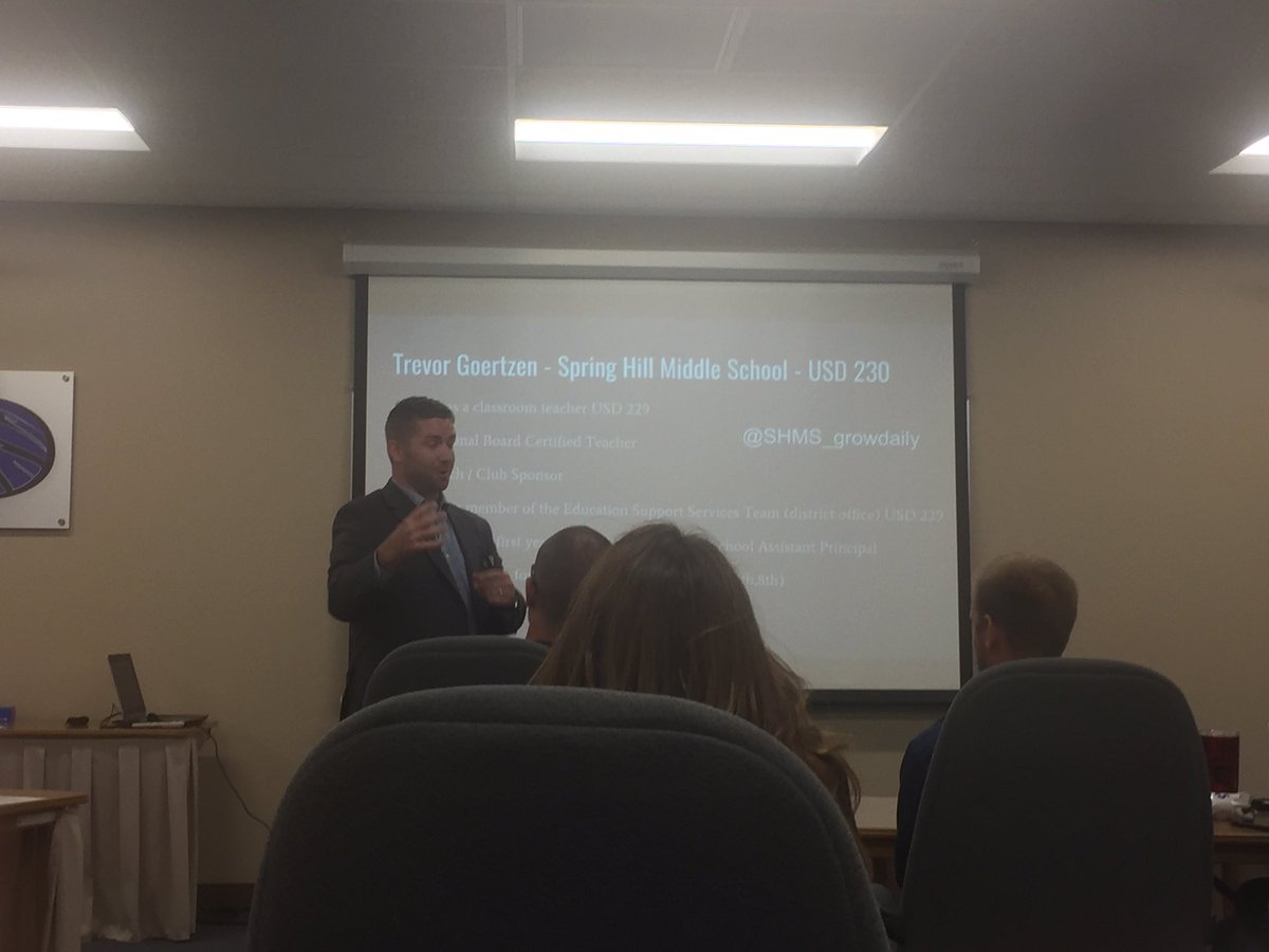SonjaRWatkins's tweet photo. What do they expect? Great info for new KS admins. @SHMS_growdaily #KASSP https://t.co/WE5eEY21Qy