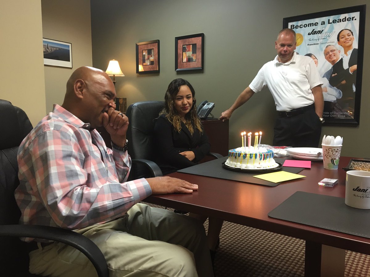 JanikingMilw's tweet photo. Happy birthday to Nury from Customer Service and happy early birthday to John, VP of Operations! #janiking #TheKingofClean #birthday https://t.co/ZSTdftY3WS
