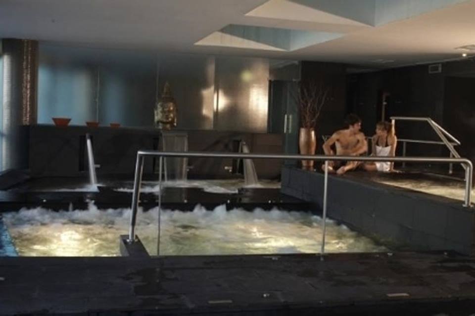 peterfunsummer's tweet photo. El séptimo día en Peter Fun toca relax. Podrás disfrutar las burbujas, el vapor de la sauna y la piscina de hidromasaje en nuestro Spa. https://t.co/lbxKDKTT5R