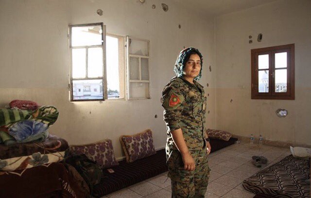 furiouskurd's tweet photo. Kurdish commander fighting in Raqqa right now. https://t.co/IKNjbV3EHq