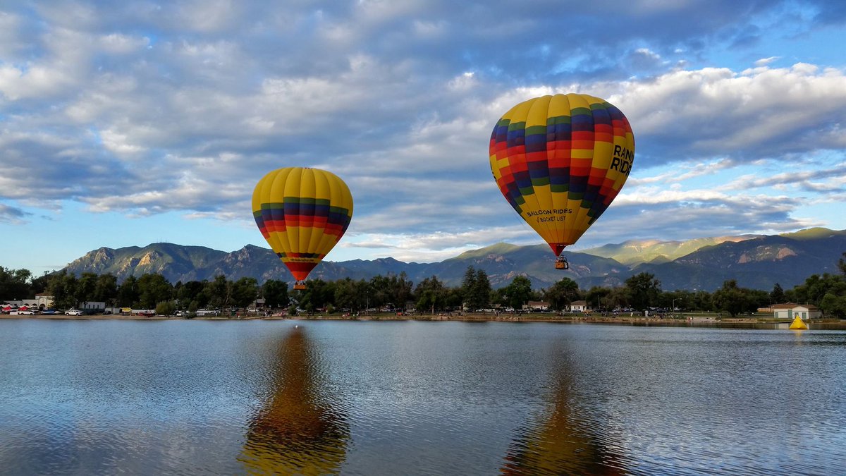 labordayliftoff's tweet photo. Be prepared to see these gorgeous views for yourself in September! #LDLO #Adventure #BalloonCOS https://t.co/HUTxcalc80