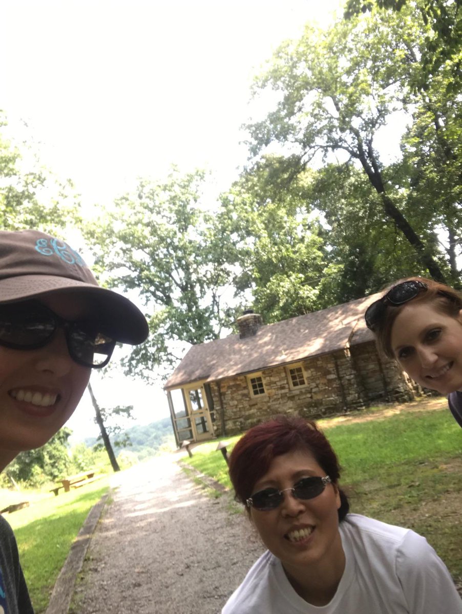 lydiadcraft's tweet photo. Cabin life @mwallaceut #cesteach #specialisteagles https://t.co/wSWVK4kbKt