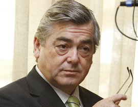 radiolaclave's tweet photo. Contacto telefónico con Hernán Calderón, abogado de @CDICauquenes
#ConclaveExplicaciones https://t.co/iiqsc3xGYH