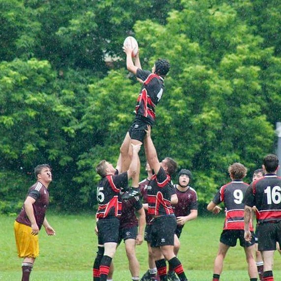 Looking forward to hosting <a href="/OBBRFC/">BeaversBansheesRugby</a> U18 Boys tonight at BHS: kick-off at 7pm!