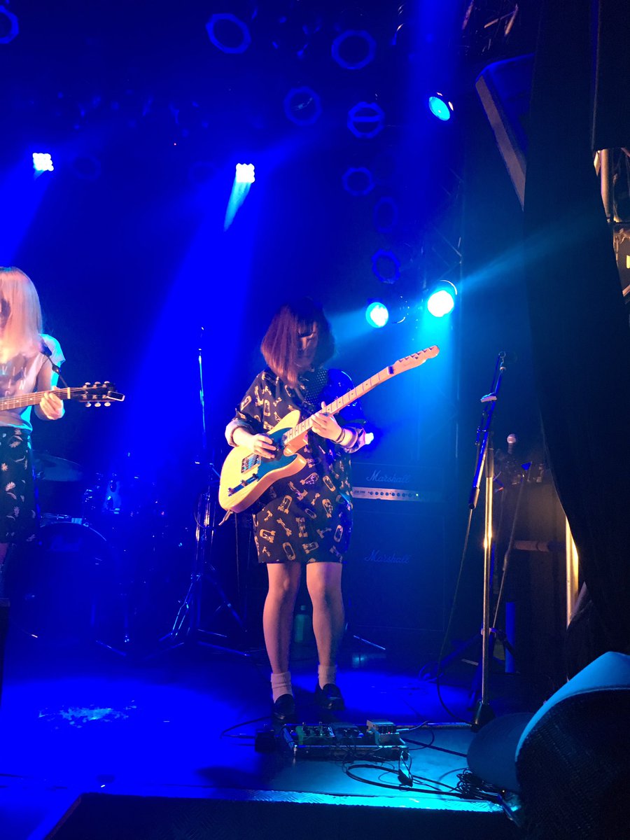 yasaiotousan's tweet photo. REPLAYCITYのお祝い行って来ましたぁ!!
そしてライブハウスでの娘カワイイけーちゃんの晴れ姿見て来たぁ(*´꒳`*)
レコ発本当におめでとう🎊🎉
#REPLAYCITY https://t.co/hUlSD4iTal
