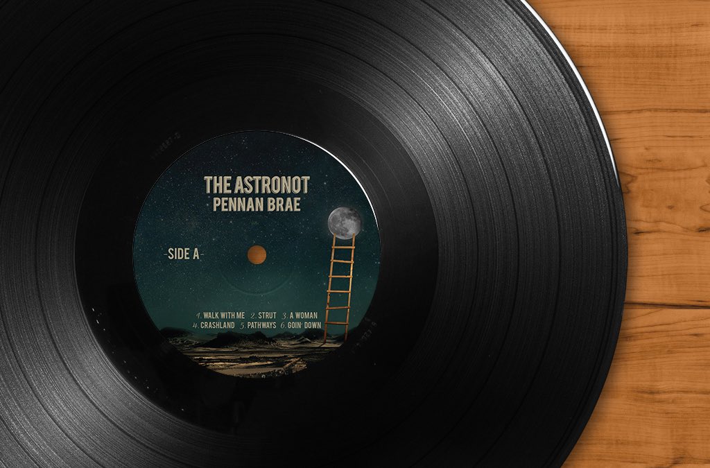 Pennan_Brae's tweet photo. Many thanks to @CHOM977 📻 in #Montreal for playing 'Walk With Me', lead single from @TheAstronot film 🎥. #chomfm #rockradio #newmusic https://t.co/Es7y5MhE1C