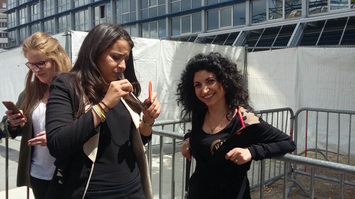 ti_ti_hooligan's tweet photo. I found this pic in my phone today! Miss you girls @Anais_Maran @M2ARAB I hope you're doing well πβ€#HooligansInParis https://t.co/Uq9ZXCbyf0