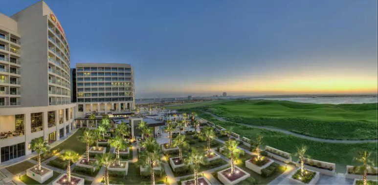 GreatGolfHotels's tweet photo. Crowne Plaza Abu Dhabi - Yas Island in Abu Dhabi https://t.co/TqasVjI20Y https://t.co/I6uvUfSby1