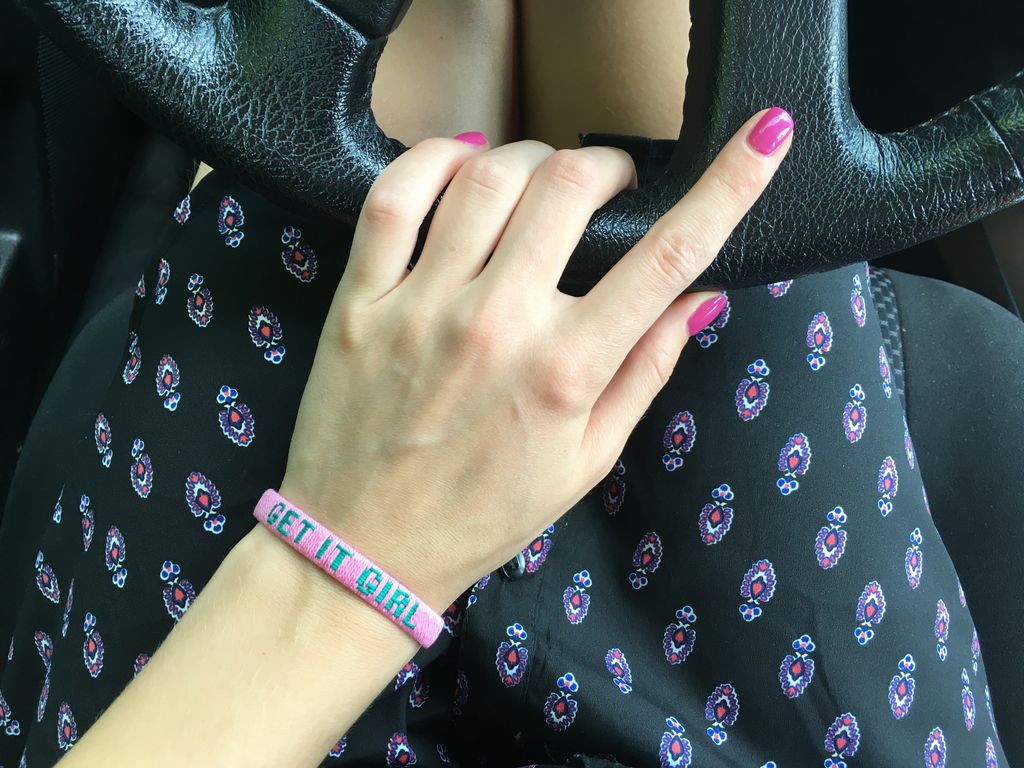 Friendly Bracelets tweet media