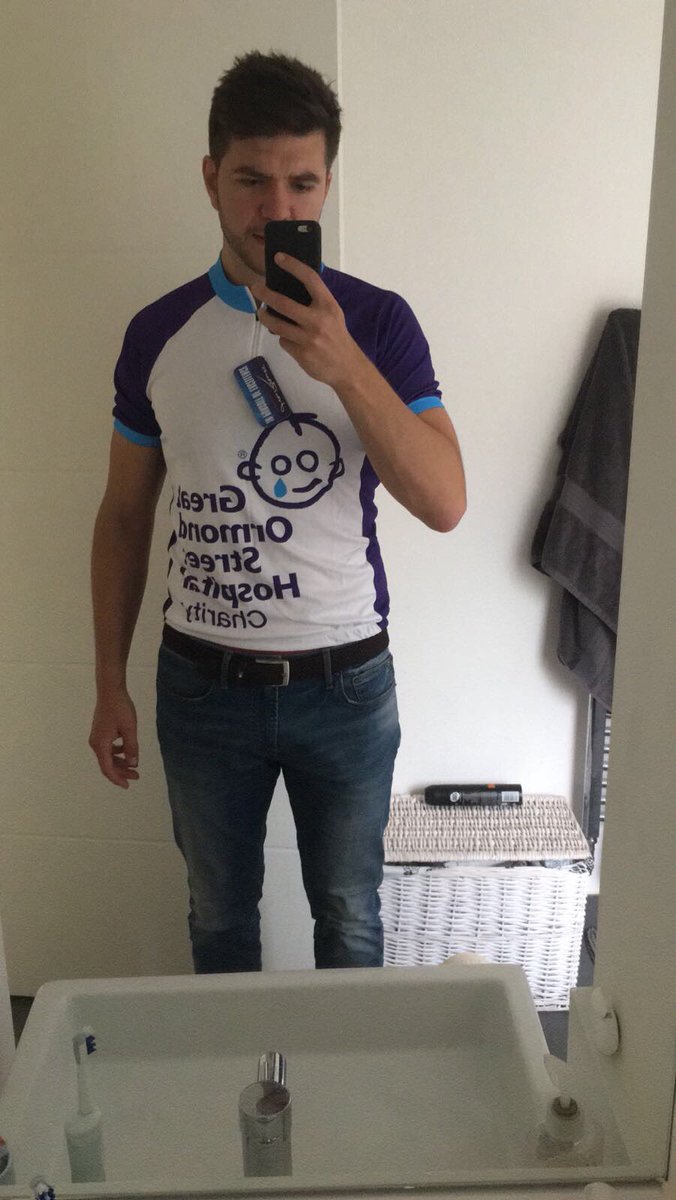 TourdeEdinburgh's tweet photo. Our #GOSH #cycling #stash has arrived in perfect time for tomorrow. Thanks @GreatOrmondSt #TourdeEdinburgh2017  🚴🚴 https://t.co/FXpvzHa3S5