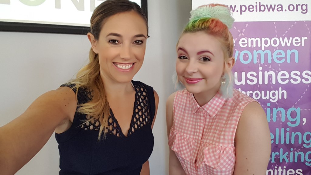 ambermac's tweet photo. Big congrats to Pixielocks on 100k subscribers! PEI's Got Talent 😁Thrilled to meet in person #BWSS17 🇨🇦🤓 https://t.co/JdC7leuF77