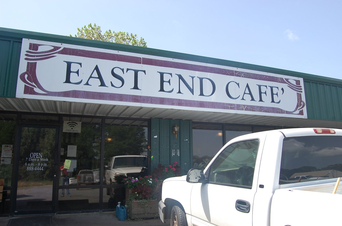 DougCurtisSC's tweet photo. Hey EAST END!! Come on down and give us a visit at the East End Cafe. #theCHECKMARK https://t.co/e45hxyGmNm