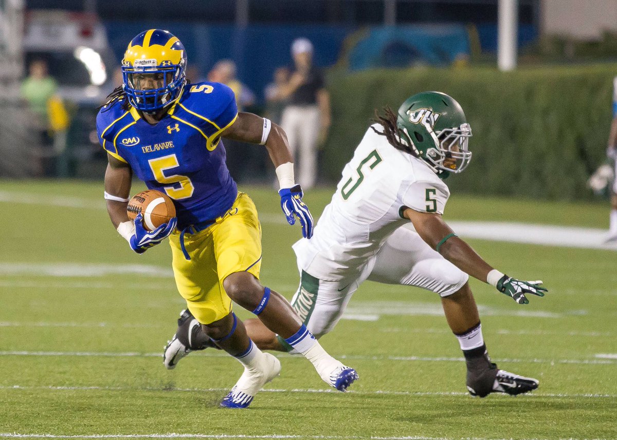 Henley5J's tweet photo. Blessed to have received my third offer from the University of Delaware! 🐦#Bluehens https://t.co/LHhPe3wgy5