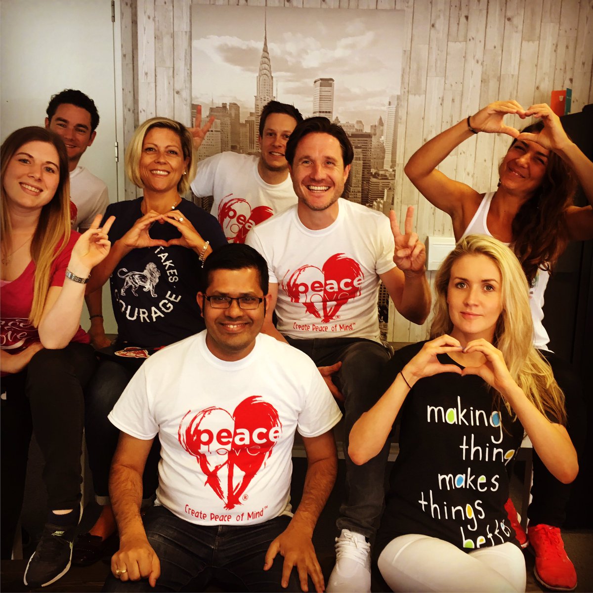 searchunlimited's tweet photo. @searchunlimited rocking the @PeaceLoveRI vibe in the London office &amp; helping #createpeaceofmind #mentalhealth https://t.co/C1rUlOhaGI
