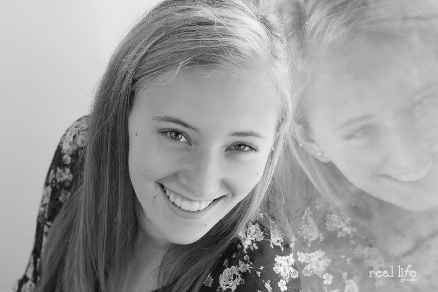 RealLifeStudios's tweet photo. Cannot wait to share McKenna's senior portraits with her very soon!
#freshfununscripted #senioryear #classof2018 #RVAseniors https://t.co/CbWQWOwwKz