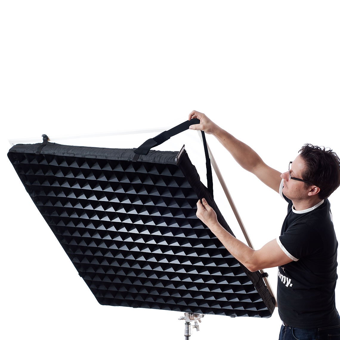 DoPchoice's tweet image. We&apos;ve #SnapGrids for a wide range of LEDs. Easy to use and lightweight and ideal for controlling the spread of light ow.ly/Pr2E30dGTme