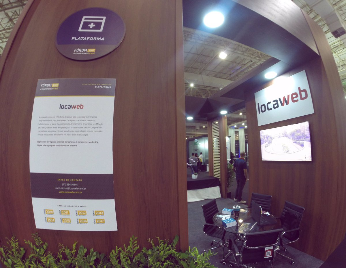 locaweb's tweet photo. Desde 2010 participando do @eCommerce_BR! Está no evento? Passa aqui no nosso stand! #ForumEcommerceBrasil #ForumEcommerce #EcommerceBrasil https://t.co/Wh7LB4ky1o
