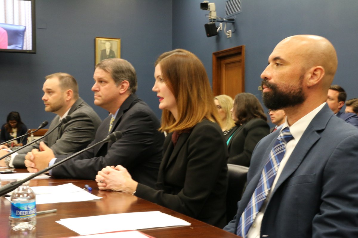 House Committee on Small Business (@housesmallbiz) on Twitter photo RELEASE: <a href="/HouseSmallBiz/">House Committee on Small Business</a> Examines the Cybersecurity Insurance Option smallbusiness.house.gov/news/documents… RELEASE: <a href="/HouseSmallBiz/">House Committee on Small Business</a> Examines the Cybersecurity Insurance Option smallbusiness.house.gov/news/documents…