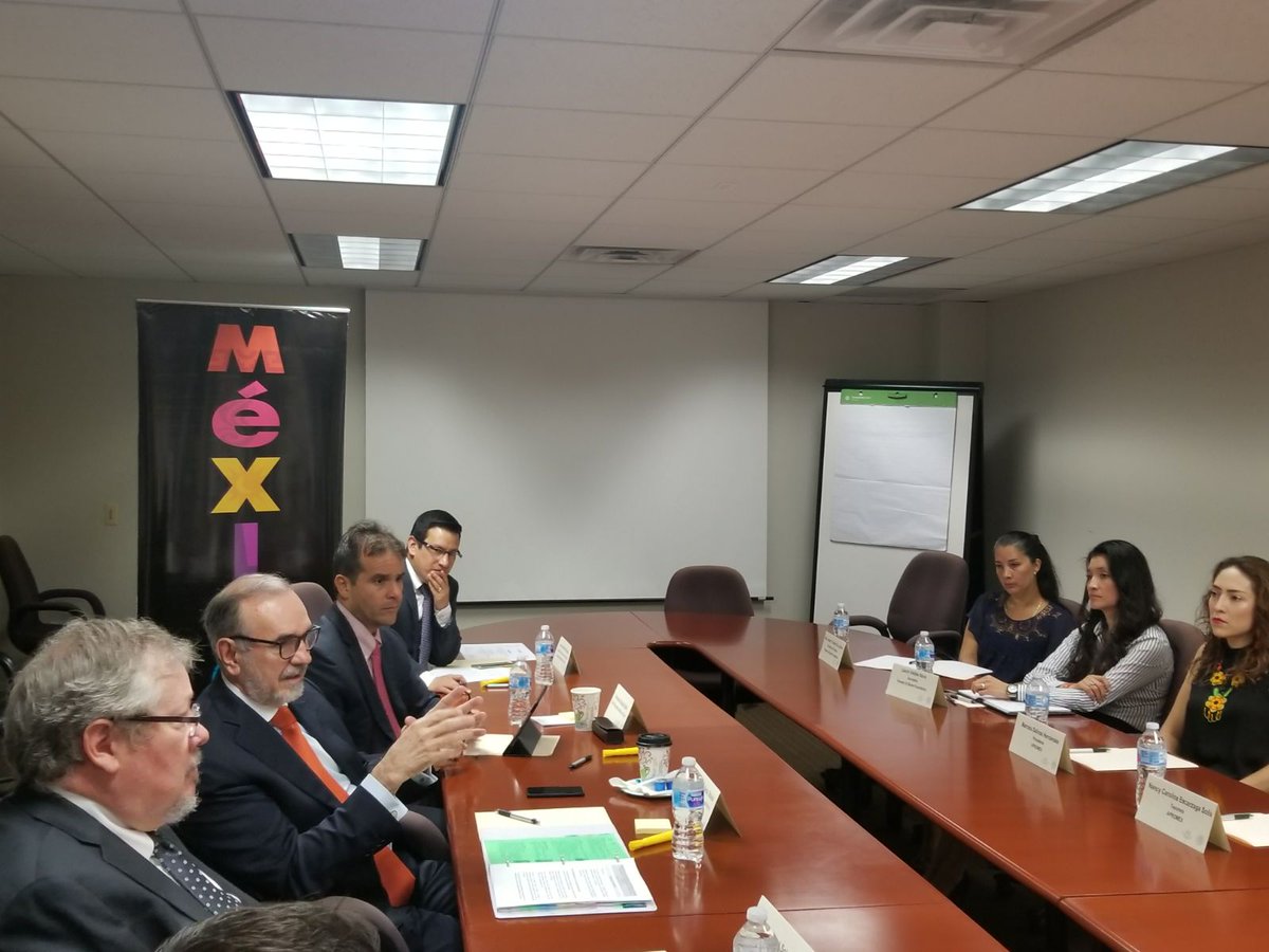 CarlosMSada's tweet photo. Reconocí importante labor de la @Redglobalmx, capítulo #Detroit en la inserción de #México en la economía del conocimiento #TalentoMex https://t.co/9Fa9ls4UZv