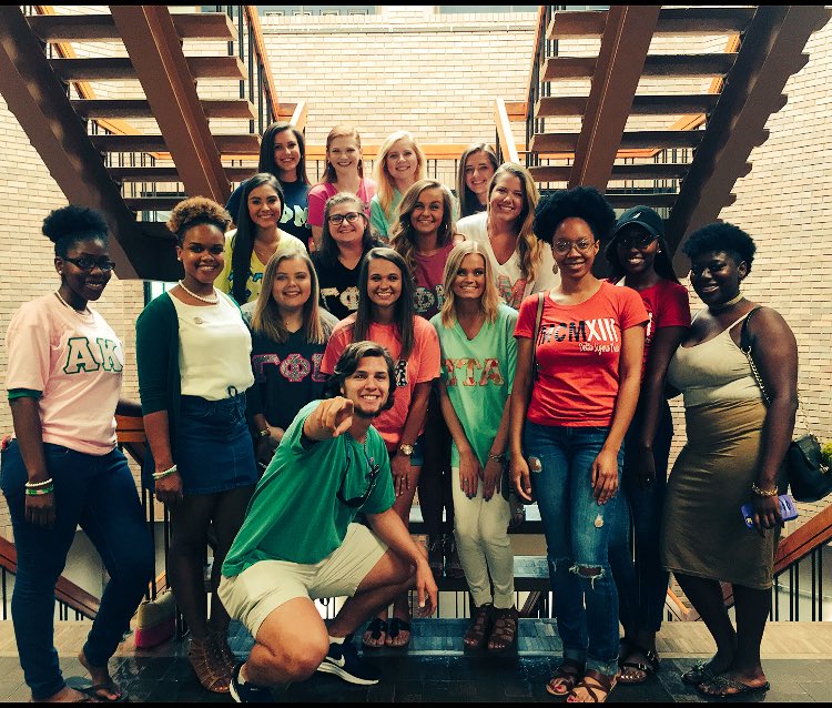 JillAFranklin's tweet photo. Lander Greeks are excited to meet our last orientation group of 2017!! #landergreeks https://t.co/QecNSp3j9p