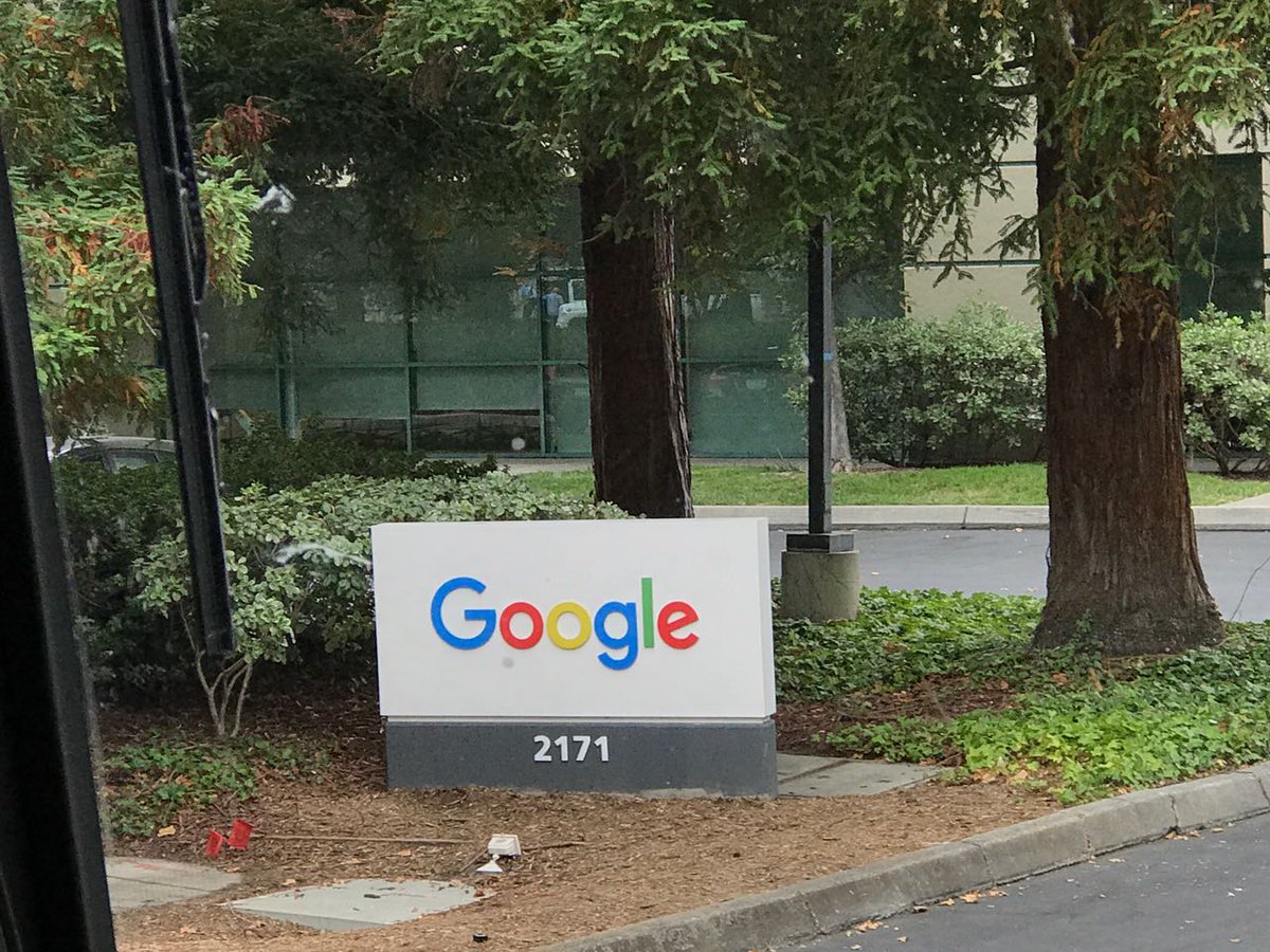wydenoficial's tweet photo. Google it! Acompanhe a visita dos #Winners à sede do @Google em Mountain View no nosso Insta Stories! #academicaward #teamdevry https://t.co/x1bEFTt3Tb