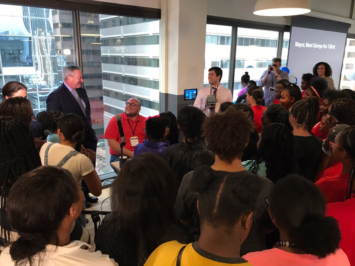 AlissaSeery's tweet photo. Awesome @IBMVolunteers introducing #TJBot #STEM to @PHL_MOE @GirlsIncPANJ @TheBeeSchool #Philadelphia #chatbot https://t.co/RljsKxK1HV