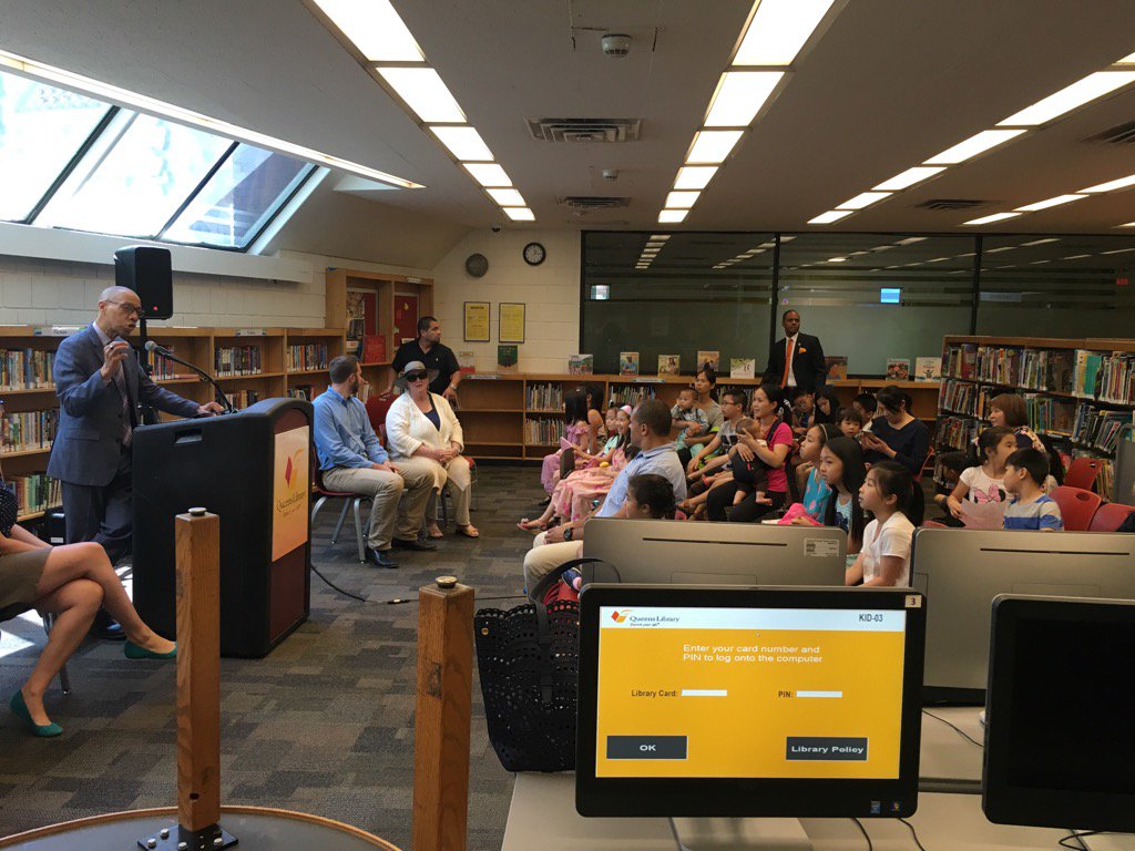 QPLNYC's tweet photo. #LibraryDennis welcomes the community back to our Queensboro Hill Library after a 9-month closing for roof repairs! https://t.co/oGzcQBL4T3