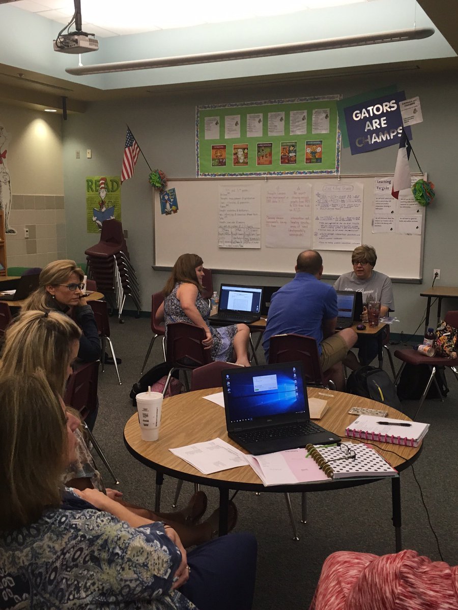 Greenfield Gators taking a bite out of data! #inspire2017 #emsproud #emsisd