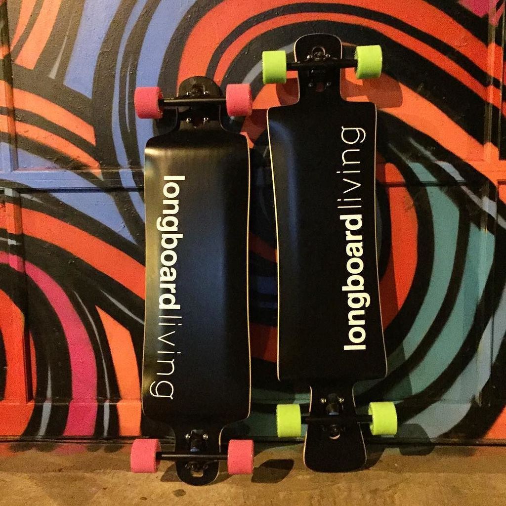 LongboardLiving's tweet photo. Oooh look what just arrived! #longboardliving x @merkaboards #MerkaEarth & #MerkaFeature https://t.co/l5XX0ls5D0 https://t.co/kNJcfQ58Sw