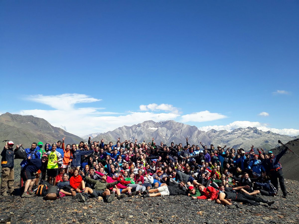 citycentro's tweet photo. Os dejamos fotos de la marcha larga al Puerto de la madera🏔🏕 frontera con Francia #Insideplan #Plan17 #Veranosalesiano https://t.co/LXNsZoNE3h