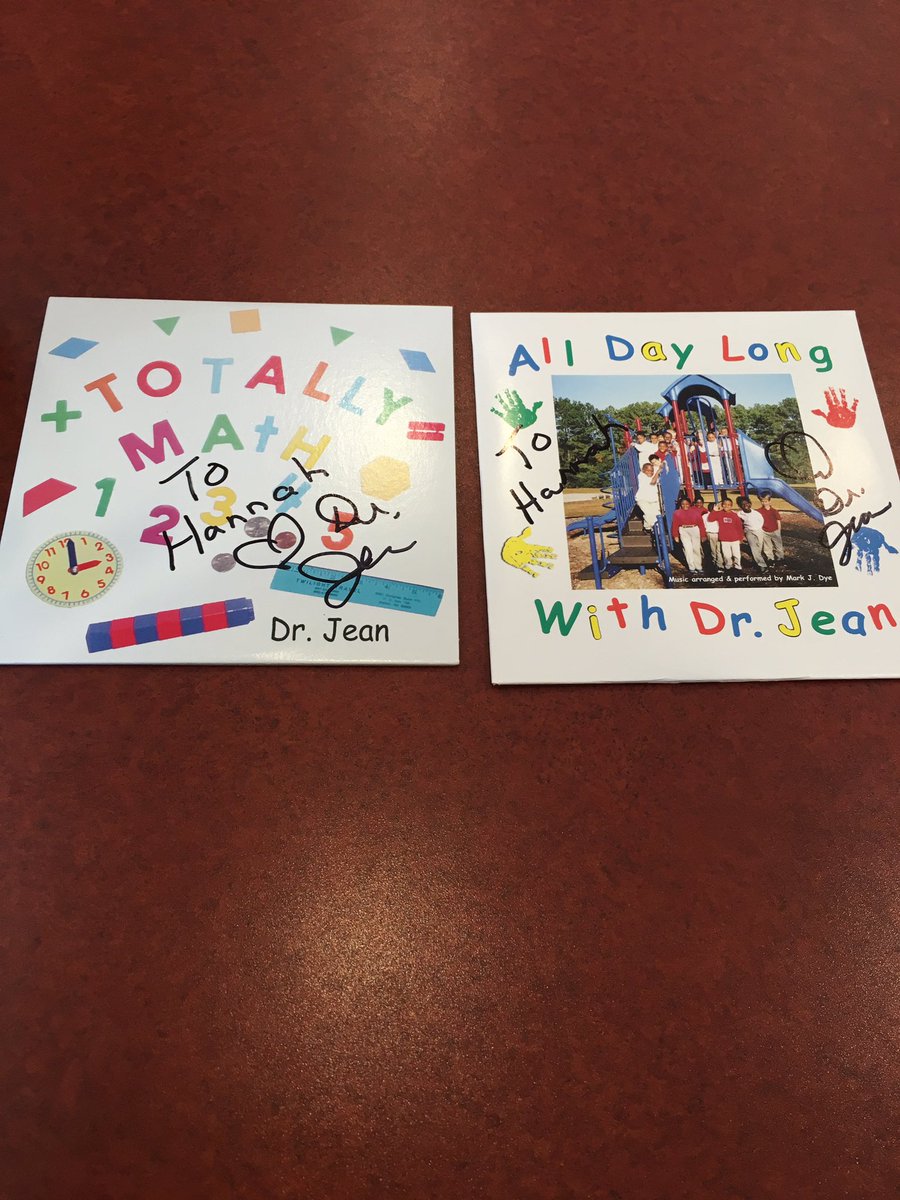 msmarsh14's tweet photo. Can't wait to use my SIGNED CDs in my classroom #R104F2017 https://t.co/KjIbZFdI3U
