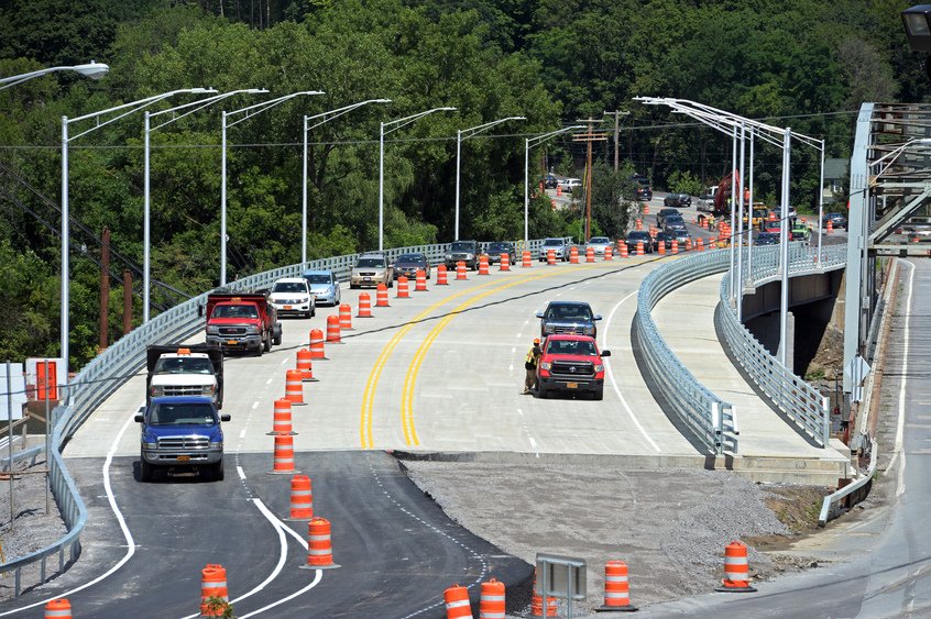 dgazette's tweet photo. New #RexfordBridge carries motorists — southbound traffic only — for 1st time. https://t.co/cyFVD9oPiv https://t.co/o3gdMo0Yx7