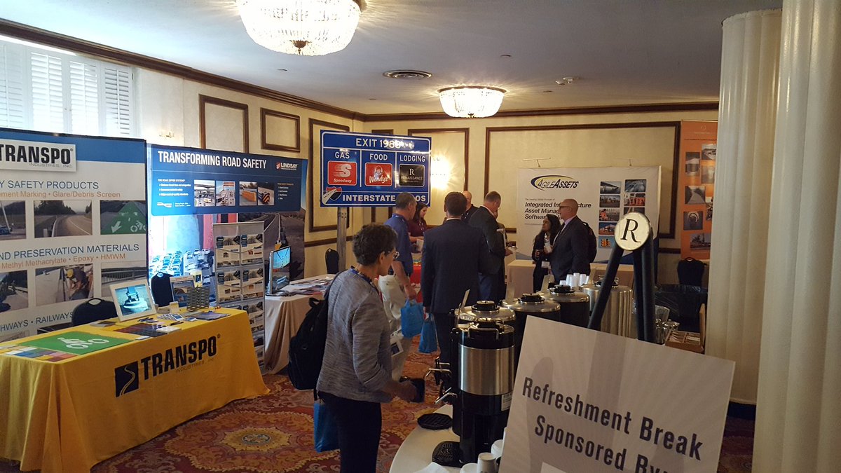 tsaADVET's tweet photo. Happening in the #MAASTO2017 exhibits right now https://t.co/FiGD8TMOEJ