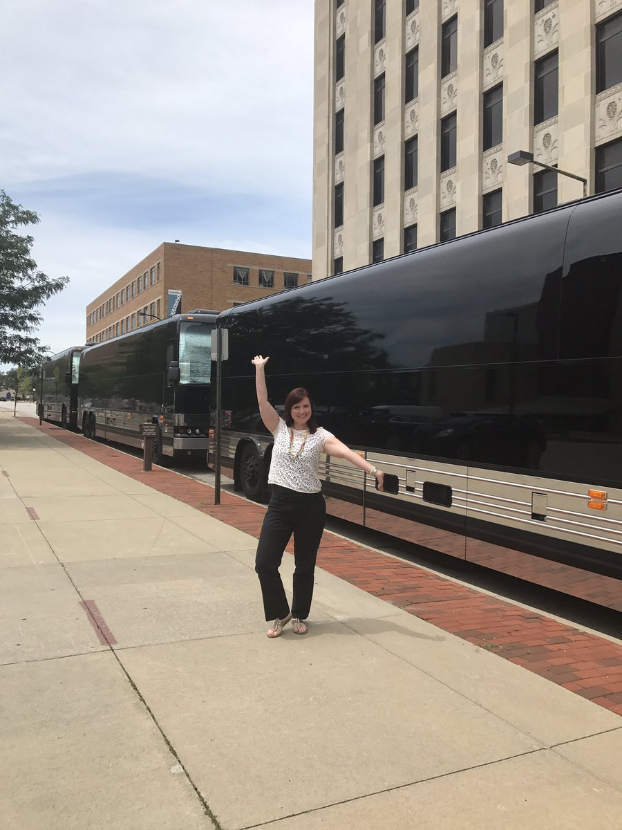sv1539's tweet photo. On a break from work to welcome @EmmaSlaterDance @HeatherMorrisTV @artemchigvintse &amp; rest of the @DancingABC cast to #Akron see you tonight! https://t.co/0iO9DlLvWJ