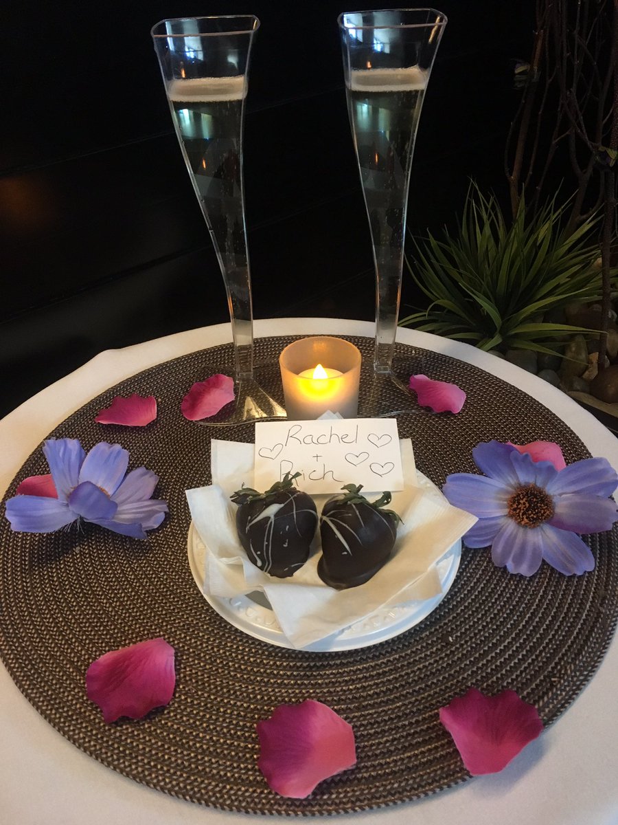 RachelFerrucci's tweet photo. We will be out of commission for a little while. It's couple's massage time at G Spa Foxwoods Resort Casino !! #FunatFOX #25YearsProud https://t.co/38e8HyjAD6