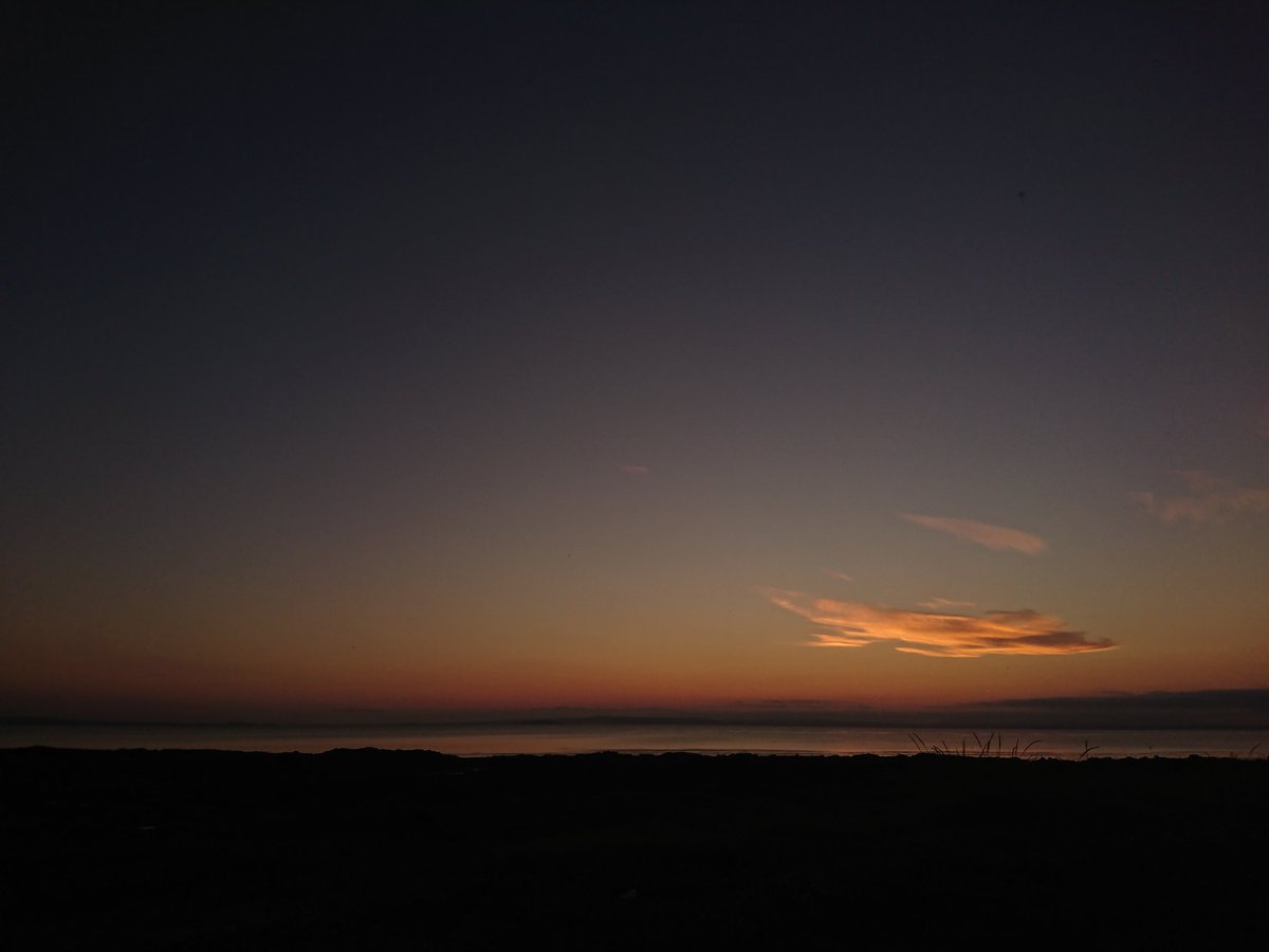 gwilkolek's tweet photo. #sky #xperia #xperiafan @SonyXperiaPL https://t.co/aHnUZRny2v
