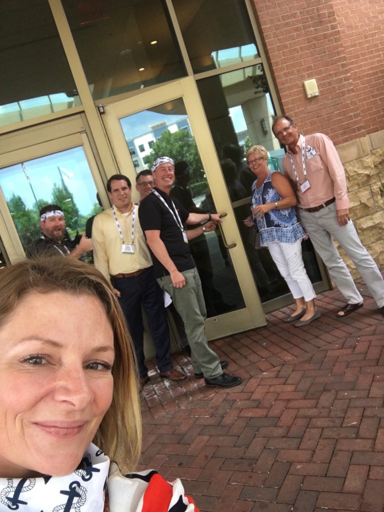 RobRead's tweet photo. #rsnelevate #rsnanchors #randomactofkindness https://t.co/8nXwZXGehi