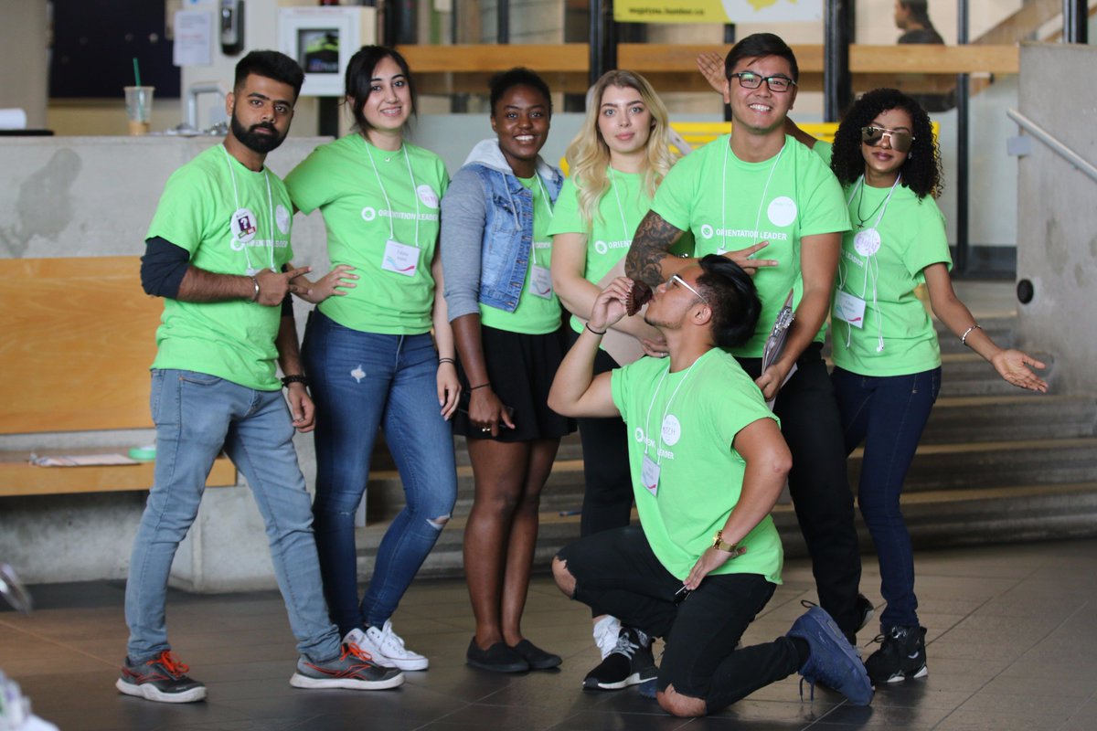 lifeathumber's tweet photo. TY to everyone who attended our 1st #GetTransferReady event & WELCOME TO HUMBER! 🎉😀 Special thanks to our energetic O-team for their help!👏🏿 https://t.co/ev33G6oL4X