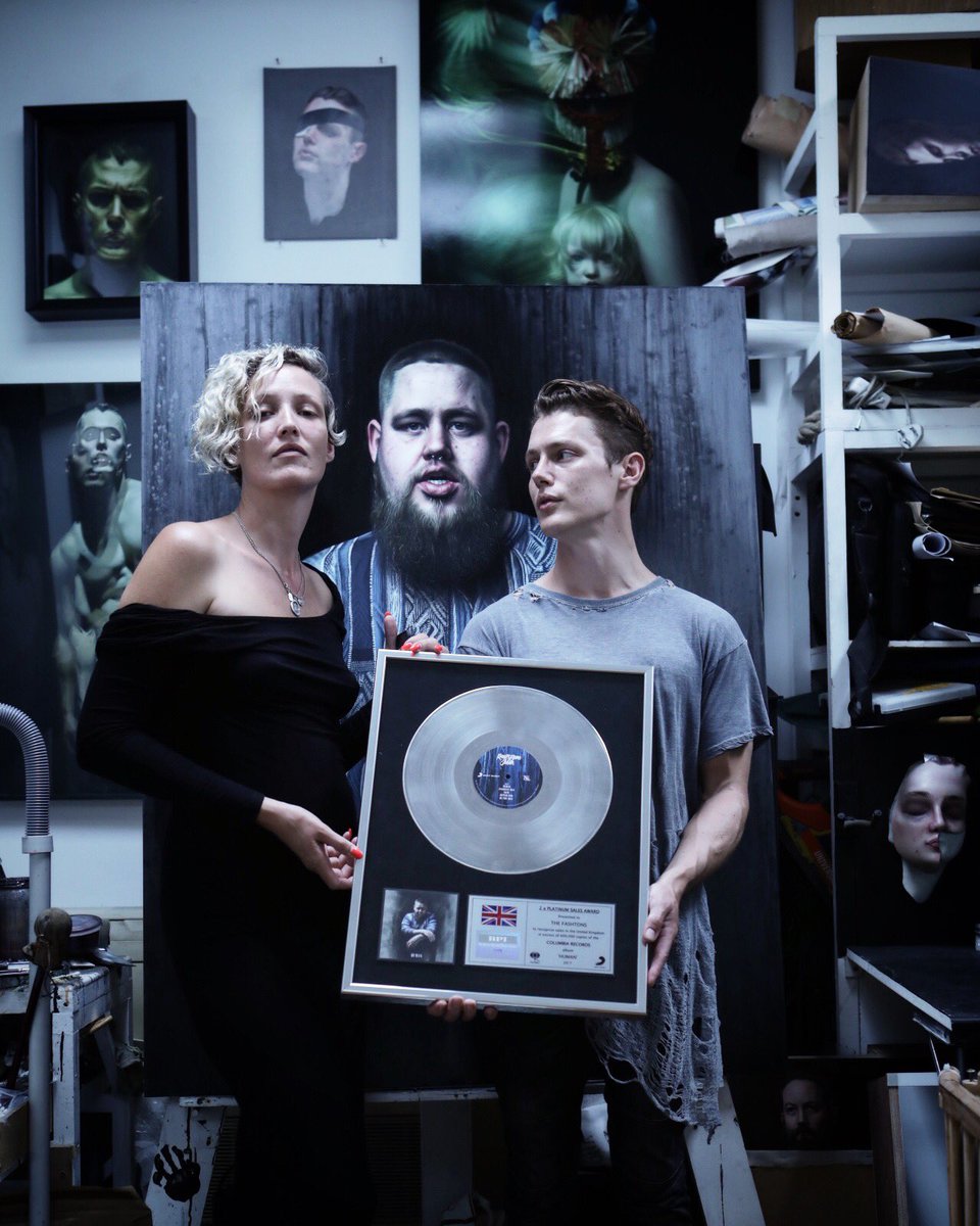 the Fashtons go double platinum (with a little help from .@RagNBoneManUK) 🖤immense love to everyone involved 🖤#theFashtons .<a href="/ColumbiaRecords/">Columbia Records</a>