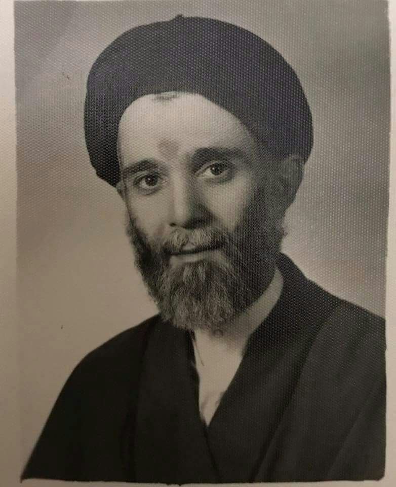 صورة نادرة للولي الصدر الطاهر (قدس سره)
تنشر لاول مرة .