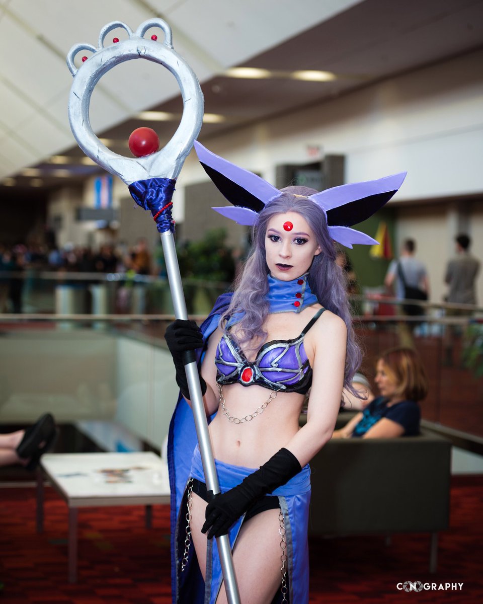 conography's tweet photo. #Nintendo @NintendoAmerica @Pokemon #espeon #cosplay @momocon #nintendo #pokemon #momocon #videogames #videogamecosplay #anime #momocon2017 https://t.co/HFpUbnUSjX